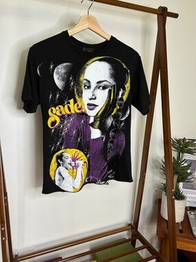 Vintage Sae AOP Black Tee ( Cropped ) Size S Women's